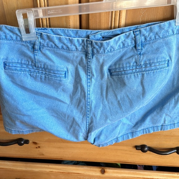 EXPRESS. Shorts. Size 10 - Picture 3 of 4